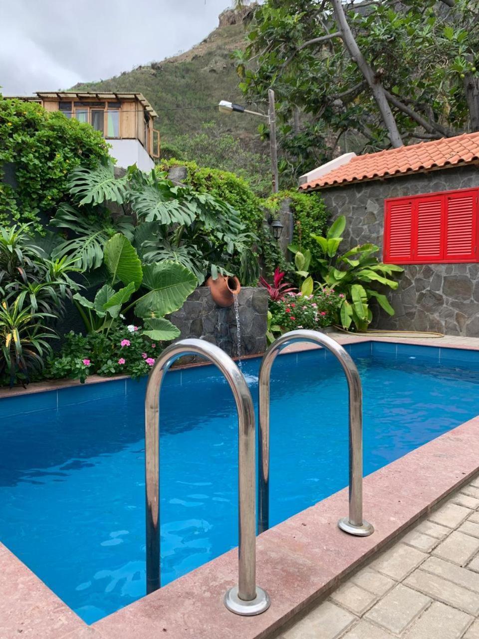 Kasa Wahnon Villa Pombas ภายนอก รูปภาพ