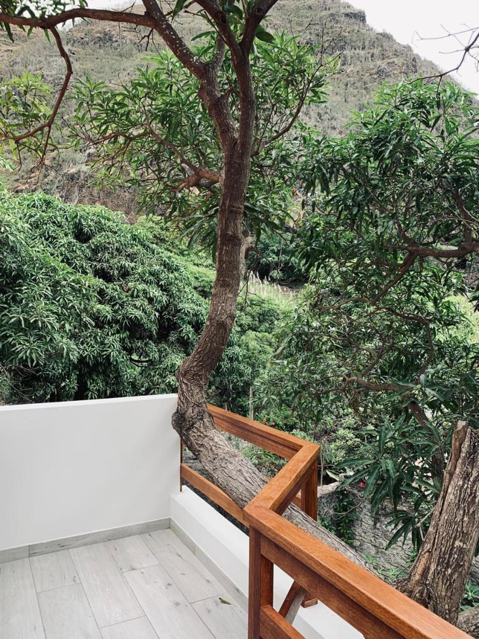 Kasa Wahnon Villa Pombas ภายนอก รูปภาพ
