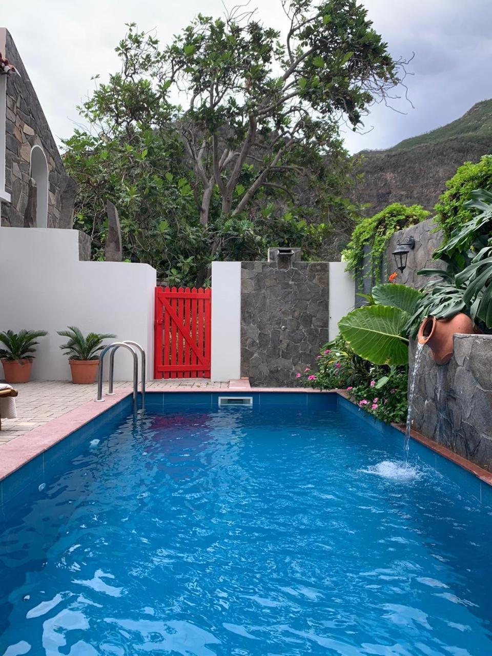 Kasa Wahnon Villa Pombas ภายนอก รูปภาพ