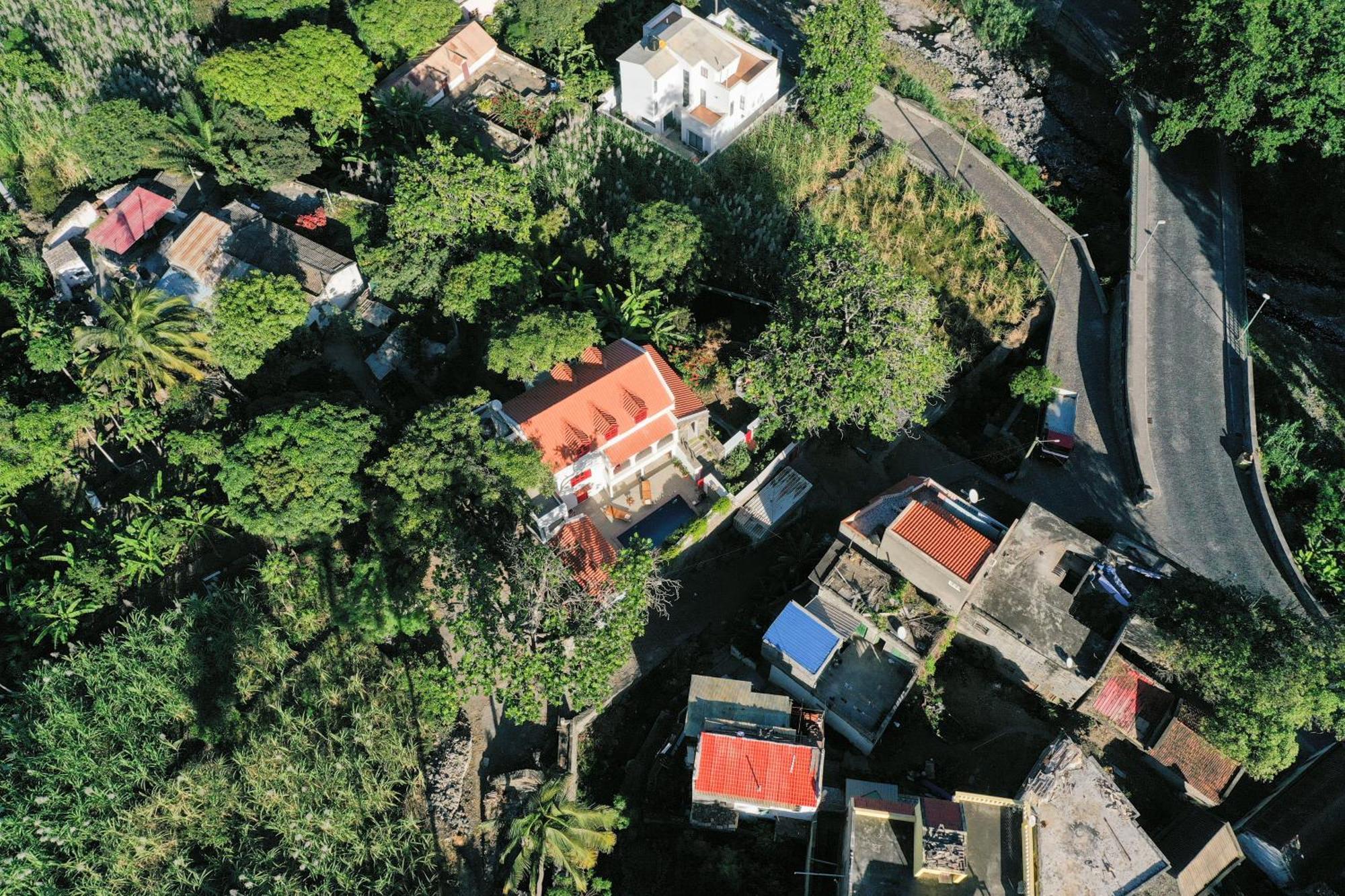Kasa Wahnon Villa Pombas ภายนอก รูปภาพ