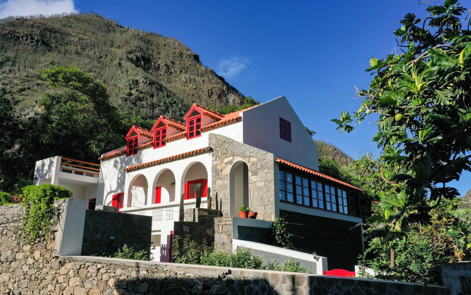 Kasa Wahnon Villa Pombas ภายนอก รูปภาพ